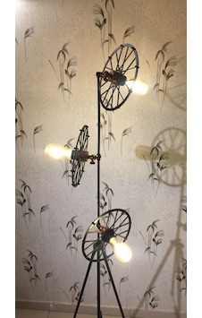 Mylights Retro Ruystik Üçlü Üç Ayak Rustik Lambader Köeş Lambas Mylights Retro Ruystik Üçlü Üç Ayak Rustik Lambader Köeş Lambas