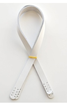 Angel Çanta Aksesuar Beyaz Renk Gerçek Deri 70X2 Cm Çift Sap Angel Çanta Aksesuar Beyaz Renk Gerçek Deri 70X2 Cm Çift Sap