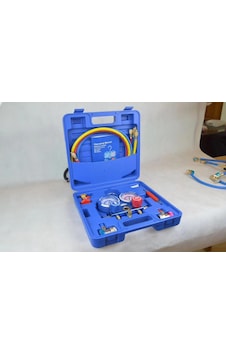 2'li Manifold Seti Çantalı - Otomotiv 1.5m Hortumlu R134 A R22 2'li Manifold Seti Çantalı - Otomotiv 1.5m Hortumlu R134 A R22
