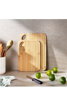 Schafer Woodart 2 Li Dikdörtgen Köşe Delikli Kesme Tahtası Sarı Schafer Woodart 2 Li Dikdörtgen Köşe Delikli Kesme Tahtası Sarı