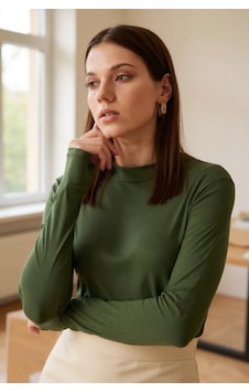 İmoda Kadın Haki Yeşili Parmak Detaylı Esnek Uzun Kollu Body Haki Yeşili