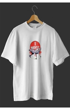 Efnaz Style 1 Mayıs Emek Ve Dayanışma Günü Baskılı Oversize Bisiklet Yaka T-shirt - Beyaz Efnaz Style 1 Mayıs Emek Ve Dayanışma Günü Baskılı Oversize Bisiklet Yaka T-shirt - Beyaz