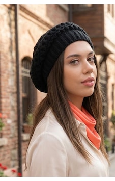 Ritagarcia Kadın Triko Örgü Ressam Bere Fransız Model Kışlık Bere Siyah Ritagarcia Kadın Triko Örgü Ressam Bere Fransız Model Kışlık Bere Siyah