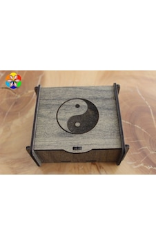 Değerli Taş, Pandül & Takı Saklama Kutusu Orta Boy Yin Yang Değerli Taş, Pandül & Takı Saklama Kutusu Orta Boy Yin Yang