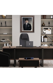 Çerçeveli Deri Atatürk Tablosu 31 Çerçeveli Tablo 87x117 Cm Diğer Çerçeveli Deri Atatürk Tablosu 31 Çerçeveli Tablo 87x117 Cm Diğer