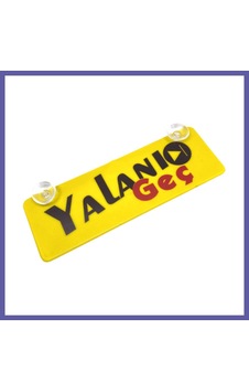Bezos Yalanı Geç Yazılı Sarı Dekor Plaka Vantuzlu Cam Süsü 22x7.5cm Nıda Bezos Yalanı Geç Yazılı Sarı Dekor Plaka Vantuzlu Cam Süsü 22x7.5cm Nıda