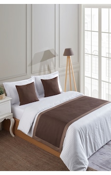 Varol 70x250 Yatak Şalı Runner Ve 2 Adet 45x45 Kırlent Seti Otel Konsept Lüx Dekoratif Set Kahve Varol 70x250 Yatak Şalı Runner Ve 2 Adet 45x45 Kırlent Seti Otel Konsept Lüx Dekoratif Set Kahve