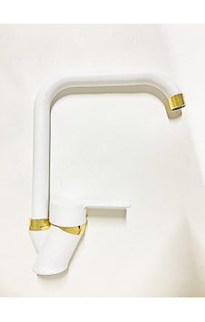 Beyaz Gold Köşe Borulu Mutfak Eviye Musluğu Bataryası Çeşmesi Beyaz Beyaz Gold Köşe Borulu Mutfak Eviye Musluğu Bataryası Çeşmesi Beyaz