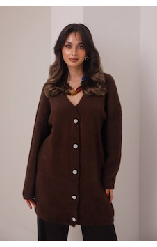 Balenbi Kadın V Yaka Gümüş Düğmeli Sakallı Uzun Triko Hırka 8603 - Premium Seri Kahverengi Balenbi Kadın V Yaka Gümüş Düğmeli Sakallı Uzun Triko Hırka 8603 - Premium Seri Kahverengi