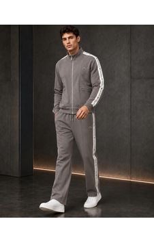 Stormwear Erkek Yazı Şerit Detaylı Dik Yaka Fermuarlı Eşofman Takımı Gri Stormwear Erkek Yazı Şerit Detaylı Dik Yaka Fermuarlı Eşofman Takımı Gri