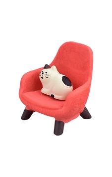 Kırmızı Sandalyedeki Kedi Mini Figür Kırmızı Sandalyedeki Kedi Mini Figür