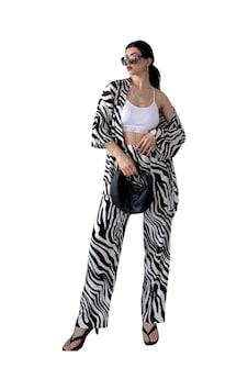 Alt Üst Takım Kimono- Zebra Desenli Siyah-beyaz Alt Üst Takım Kimono- Zebra Desenli Siyah-beyaz