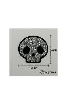 Taşlı Ütülenebilen Veya Sticker Olarak Kullanılabilen Uzaylı Kuru Kafa Modeli Taşlı Ütülenebilen Veya Sticker Olarak Kullanılabilen Uzaylı Kuru Kafa Modeli