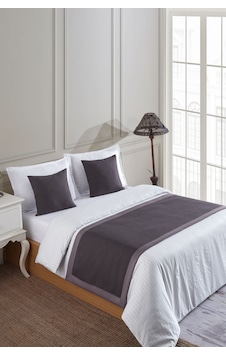 Varol 70x250 Yatak Şalı Runner Ve 2 Adet 45x45 Kırlent Seti Otel Konsept Lüx Dekoratif Set Antrasit Varol 70x250 Yatak Şalı Runner Ve 2 Adet 45x45 Kırlent Seti Otel Konsept Lüx Dekoratif Set Antrasit