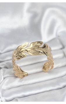 Gold Renk Pirinç Levha Yaprak Model Kadın Bileklik 5886 Altın Gold Renk Pirinç Levha Yaprak Model Kadın Bileklik 5886 Altın