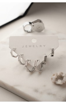 Petek Model Gümüş Renk Zirkon Taşlı Pirinç Kadın Küpe Seti Çok Renkli Petek Model Gümüş Renk Zirkon Taşlı Pirinç Kadın Küpe Seti Çok Renkli