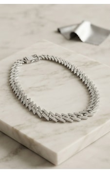 Bakımlı Erkek İçin Silver Pirinç Zirkonlu Cuba Zincir Kolye Standart Bakımlı Erkek İçin Silver Pirinç Zirkonlu Cuba Zincir Kolye Standart