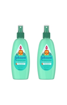 Johnson's Baby Kolay Tarama Spreyi Söz Dinleyen Saçlar 2 x 200 ML Johnson's Baby Kolay Tarama Spreyi Söz Dinleyen Saçlar 2 x 200 ML