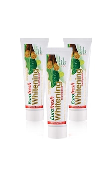 Eurofresh Whitening Aloe Vera ve Misvak Özlü Beyazlatıcı Diş Macunu 112 G x 3 Eurofresh Whitening Aloe Vera ve Misvak Özlü Beyazlatıcı Diş Macunu 112 G x 3
