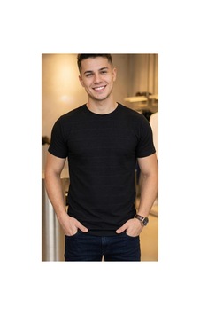 Regata Çizgi Desenli Bisiklet Yaka Regular Fit Örme İnce Triko Erkek T-shirt Siyah Regata Çizgi Desenli Bisiklet Yaka Regular Fit Örme İnce Triko Erkek T-shirt Siyah