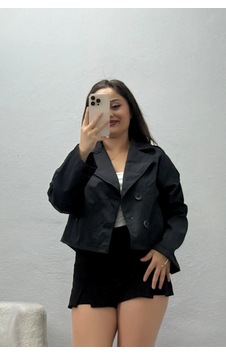 Belendir Kadın Astarsız Kruvaze Yaka Kısa Trençkot Siyah Belendir Kadın Astarsız Kruvaze Yaka Kısa Trençkot Siyah