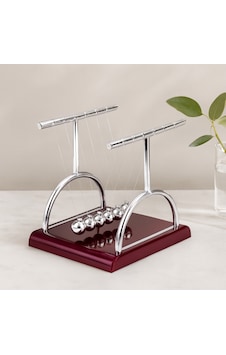Büyük Masaüstü Newton Denge Topu - Metal Çok Renkli Büyük Masaüstü Newton Denge Topu - Metal Çok Renkli
