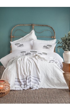 Apricitas Home Çift Kişilik Yatak Örtülü Nevresim Set Aleph White Apricitas Home Çift Kişilik Yatak Örtülü Nevresim Set Aleph White