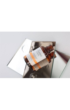 The Purest Solutions Brightening & Lightening Vitamin C Serum 30 ML The Purest Solutions Brightening & Lightening Vitamin C Serum 30 ML