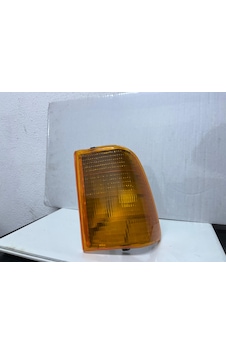 Ford Taunus Sağ Ön Sinyal Sarı Rengi Solmaz1983-1989 Arası Oem No 80bg 13368 AA Ford Taunus Sağ Ön Sinyal Sarı Rengi Solmaz1983-1989 Arası Oem No 80bg 13368 AA