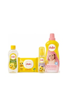 Bebek Bakım Ve Çamaşır Seti - 1200 Ml Konsantre Yumuşatıcı + 300 Ml Bebek Yağı + 150 Ml Kolonya + 56'lı Islak Mendil 4'lü Set Bebek Bakım Ve Çamaşır Seti - 1200 Ml Konsantre Yumuşatıcı + 300 Ml Bebek Yağı + 150 Ml Kolonya + 56'lı Islak Mendil 4'lü Set