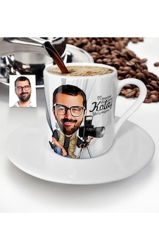 Kişiye Özel Bay Fotoğraf Sanatçısı Karikatür Türk Kahvesi Fincanı Kişiye Özel Bay Fotoğraf Sanatçısı Karikatür Türk Kahvesi Fincanı
