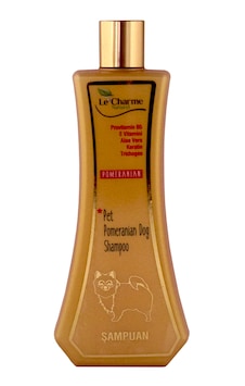 Le Charme Naturel Pomeranian Köpek Şampuanı 370 Ml Le Charme Naturel Pomeranian Köpek Şampuanı 370 Ml