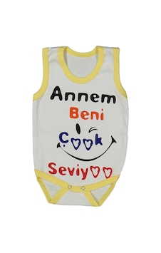 Bebegen Unısex Beyaz Sarı Biyeli Annem Beni Seviyor Yazılı Askılı Zıbın Bebegen Unısex Beyaz Sarı Biyeli Annem Beni Seviyor Yazılı Askılı Zıbın