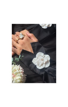 Perla Fleur Kol Düğmesi Beyaz