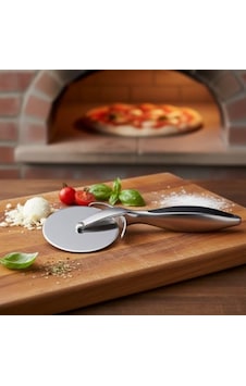 Paslanmaz Çelik Pizza Dilimleyici Ve Kesici - Ergonomik Saplı Profesyonel Hamur Kesme Bıçağı - Parmak Koruyuculu Keskin Döner Bıçak Paslanmaz Çelik Pizza Dilimleyici Ve Kesici - Ergonomik Saplı Profesyonel Hamur Kesme Bıçağı - Parmak Koruyuculu Keskin Döner Bıçak