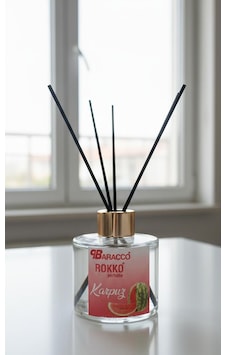 Karpuz Aromalı Çubuklu Oda Spreyi Yaz Enerjili Ferah Koku 100 Ml Karpuz Karpuz Aromalı Çubuklu Oda Spreyi Yaz Enerjili Ferah Koku 100 Ml Karpuz