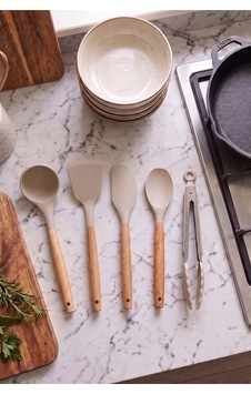 Bambu Saplı Silikon Servis Seti 5 Parça Açık Gri Yanmaz Yapışmaz Silikon Mutfak Gereçleri Kepçe, Spatula, Kaşık Ve Kilitli Mutfak Maşası Gri Gri Bambu Saplı Silikon Servis Seti 5 Parça Açık Gri Yanmaz Yapışmaz Silikon Mutfak Gereçleri Kepçe, Spatula, Kaşık Ve Kilitli Mutfak Maşası Gri Gri
