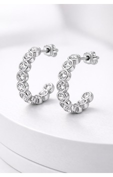 Zauriel Gümüş Kristal Taşlı Yarım Halka Silver Renkli Bijuteri Küpe Zauriel Gümüş Kristal Taşlı Yarım Halka Silver Renkli Bijuteri Küpe