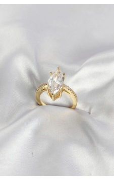 Gold Renk Pirinç Markiz Kesim Zirkon Taşlı Kadın Yüzük Çok Renkli Gold Renk Pirinç Markiz Kesim Zirkon Taşlı Kadın Yüzük Çok Renkli