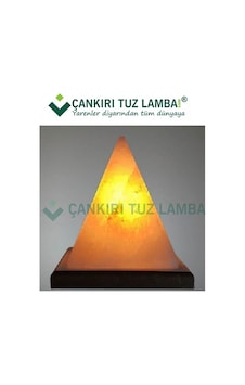 Çankırı Tuz Lamba'dan Piramit Kaya Tuzu Lambası Çankırı Tuz Lamba'dan Piramit Kaya Tuzu Lambası