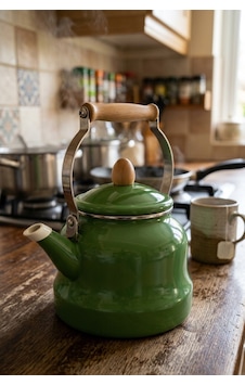 Vintage Ahşap Saplı Emaye Demlik Kettle 2,5lt Yeşil 2406-c Vintage Ahşap Saplı Emaye Demlik Kettle 2,5lt Yeşil 2406-c