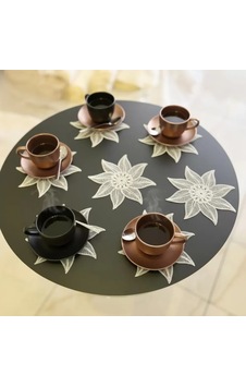 6'lı Dantel Kahve Sunumluğu 15x15 Cm Asorti Desenli Dekoratif Bardak Altlığı Çok Renkli 6'lı Dantel Kahve Sunumluğu 15x15 Cm Asorti Desenli Dekoratif Bardak Altlığı Çok Renkli
