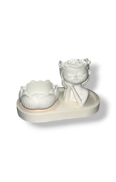 Çiçekli Taçlı Kız Ve Lotus Mumluk Seti Beyaz Çiçekli Taçlı Kız Ve Lotus Mumluk Seti Beyaz
