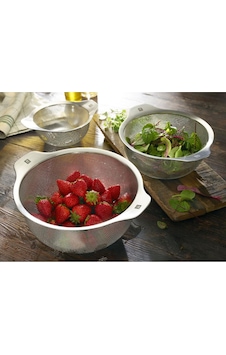 ZWİLLİNG 3 LÜ SÜZGEÇ SETİ 16-20-24 CM ZWİLLİNG 3 LÜ SÜZGEÇ SETİ 16-20-24 CM