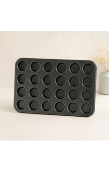 24 Gözlü Metal Muffin Kek Kalıbı Siyah Çr 24 Gözlü Metal Muffin Kek Kalıbı Siyah Çr