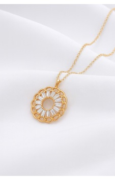Çekirdekjewelry 925 Ayar Gümüş Rose Kaplama Baget Taşlı Kolye Pembe Çekirdekjewelry 925 Ayar Gümüş Rose Kaplama Baget Taşlı Kolye Pembe