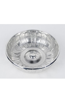Nostaljik Osmanlı Hanedan Demir Hamam Tası Gümüş Renk 20 CM Nostaljik Osmanlı Hanedan Demir Hamam Tası Gümüş Renk 20 CM