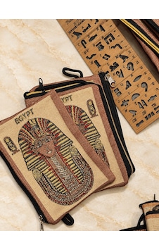 Jj Global Tutankhamun Desenli Fermuarlı Kese Çanta Renkli Jj Global Tutankhamun Desenli Fermuarlı Kese Çanta Renkli