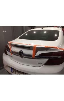 Opel İnsignia Makyajlı Spoiler