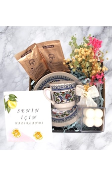 Hediye Kutusu - Kahve Fincanı & Bubble Mum & Kahve Hediye Kutusu - Kahve Fincanı & Bubble Mum & Kahve